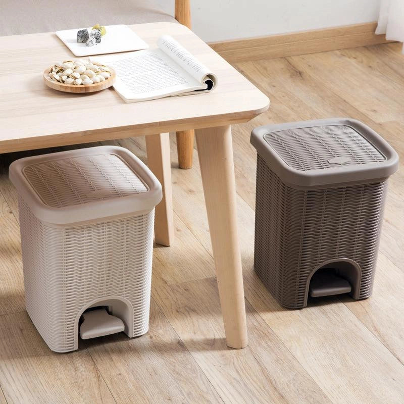 Rattan Style Pedal Trash Bin – Elegant Plastic Dustbin with Lid (Multiple Sizes)