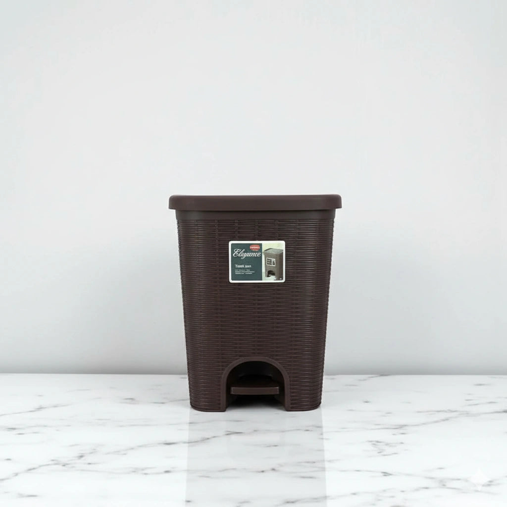 Rattan Style Pedal Trash Bin – Elegant Plastic Dustbin with Lid (Multiple Sizes)